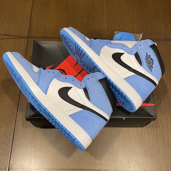 ❌SOLD❌Air Jordan 1 Retro High OG - Picture 3 of 10